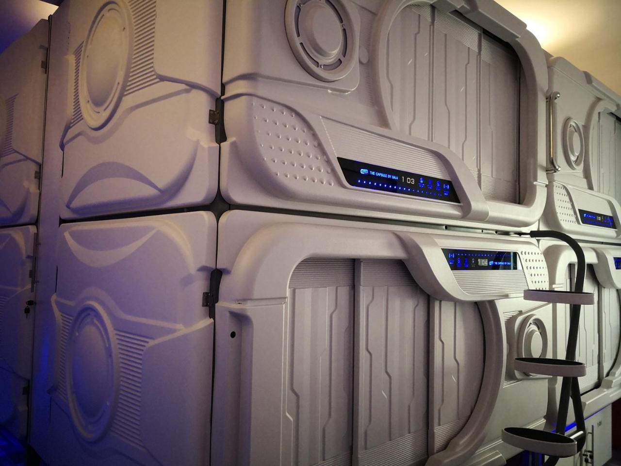 The Capsule Kapselhotel 2*